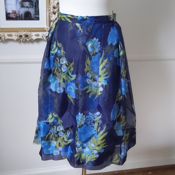 '50s inspired Boden silk skirt. EUC, size 14. - Picture 1 of 6